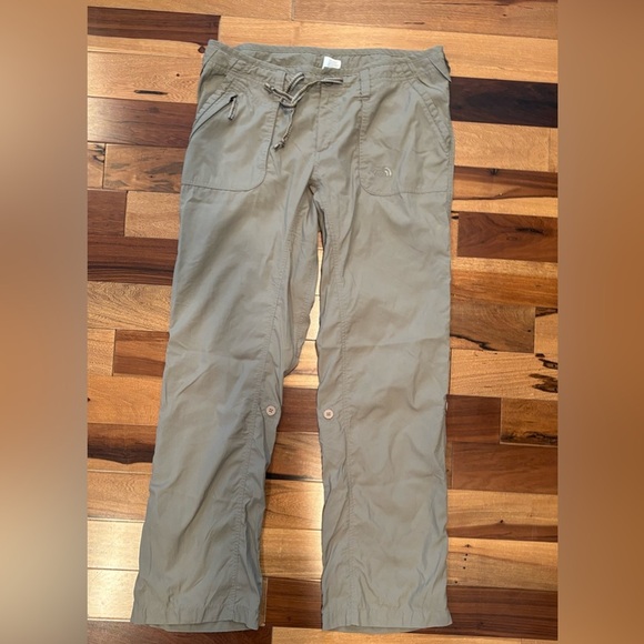 The North Face | Alam convertible hiking pants. Size: 14 - Picture 12 of 16